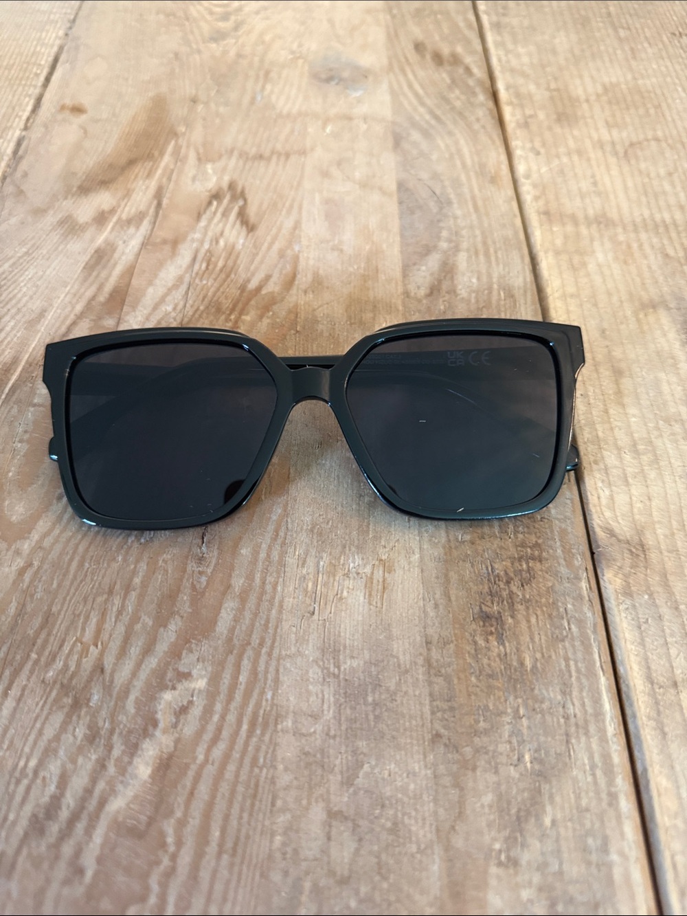 Women's Black Square Sunglasses - Sleek Everyday Shades